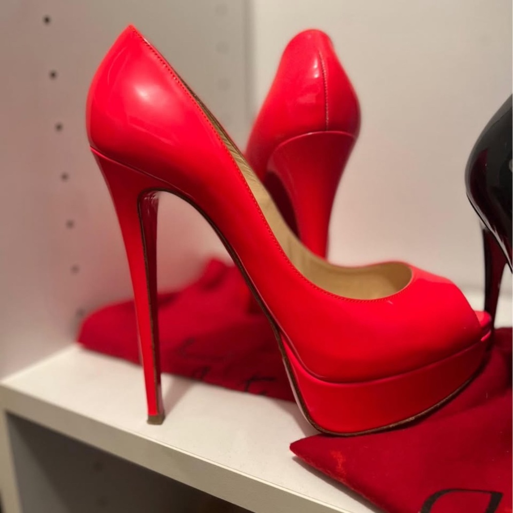 Louboutin Lady Peep
